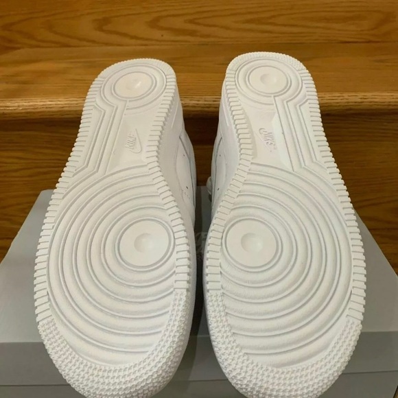 All white Air Force 1’s - Picture 1 of 4
